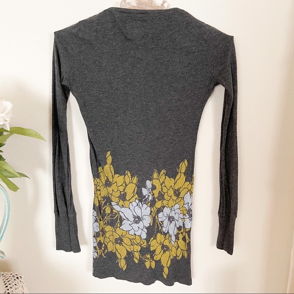 Long Sleeves Midi Gray Dress with Floral print - Picture 3 of 9